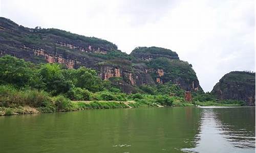 龙虎山攻略一日游_龙虎山旅游攻略及费用