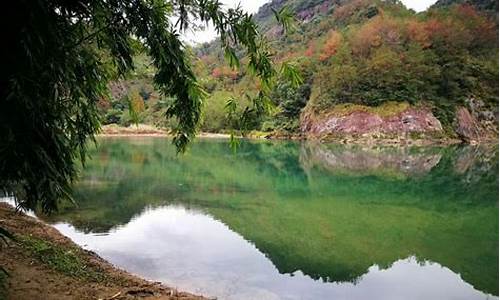 芦际潭森林公园在什么地方,芦际潭农家乐电